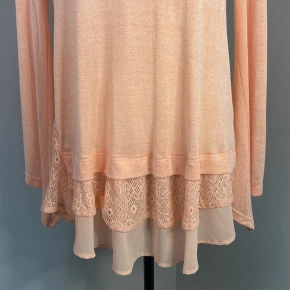 Kori Coral Peach Lace Layered Fall Long Sleeve Top - Picture 2 of 8